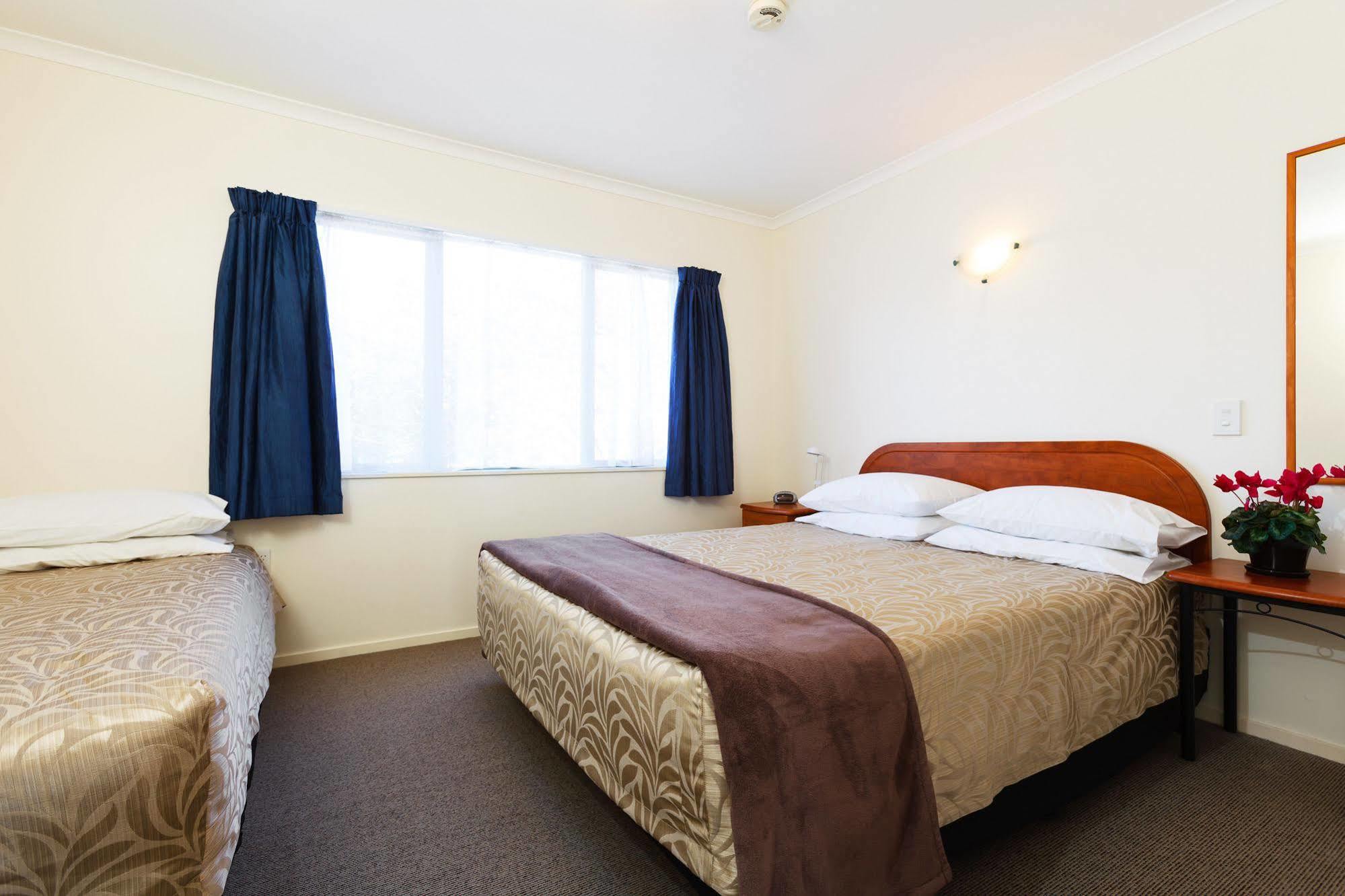 Elliotts Kapiti Coast Motor Lodge Paraparaumu Ngoại thất bức ảnh